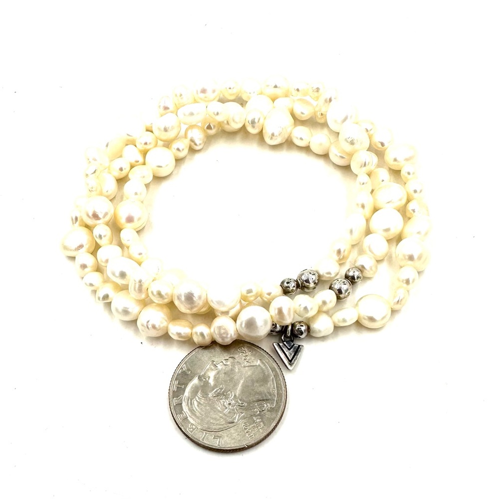 Silpada Goddess Sterling Silver Pearl Stretch Bracelet Three Strands - Picture 5 of 9